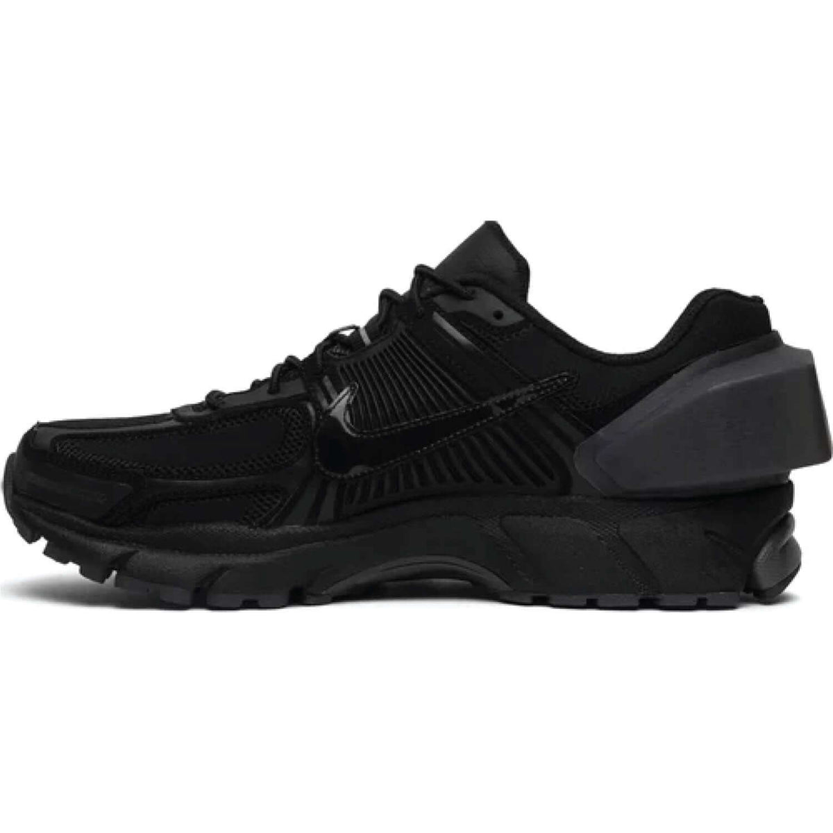 A-Cold-Wall* x Air Zoom Vomero 5 ‘Black’