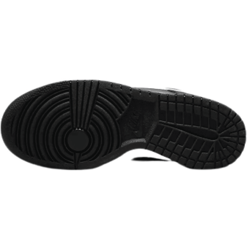 Dunk Low Older Kids’ Shoes – Black