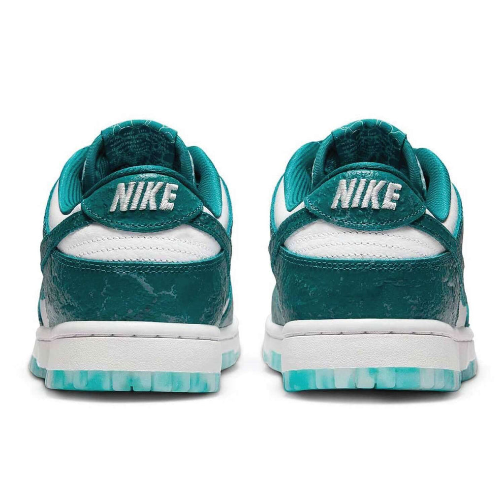 Women’s Dunk Low ‘Ocean’
