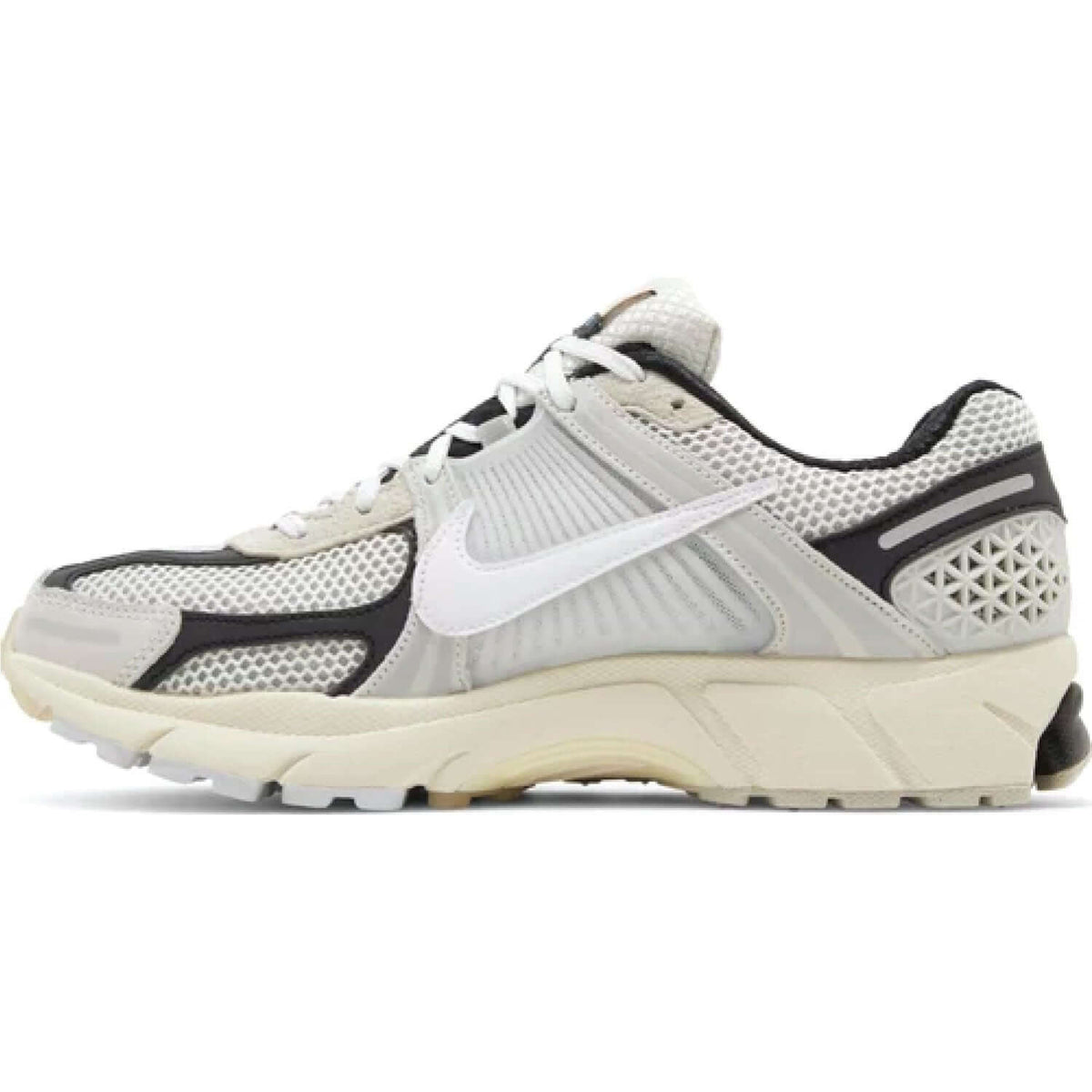 Air Zoom Vomero 5 ‘Supersonic’