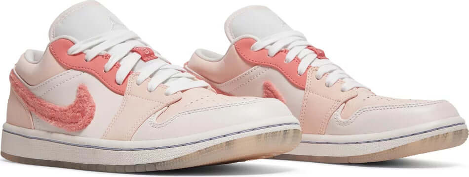 Wmns Air Jordan 1 Low SE ‘Mighty Swooshers’