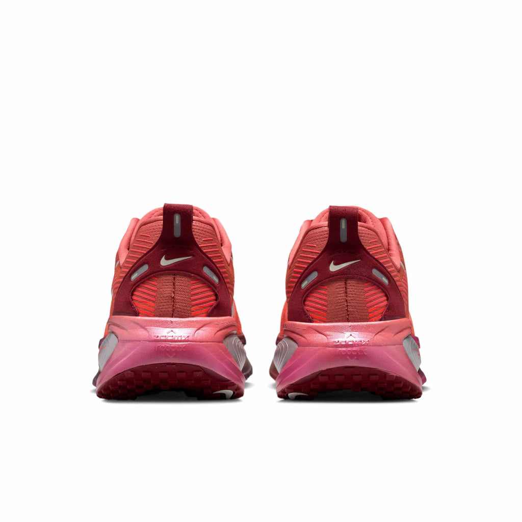Nike Women's Road Running Shoes Vomero 18 SE