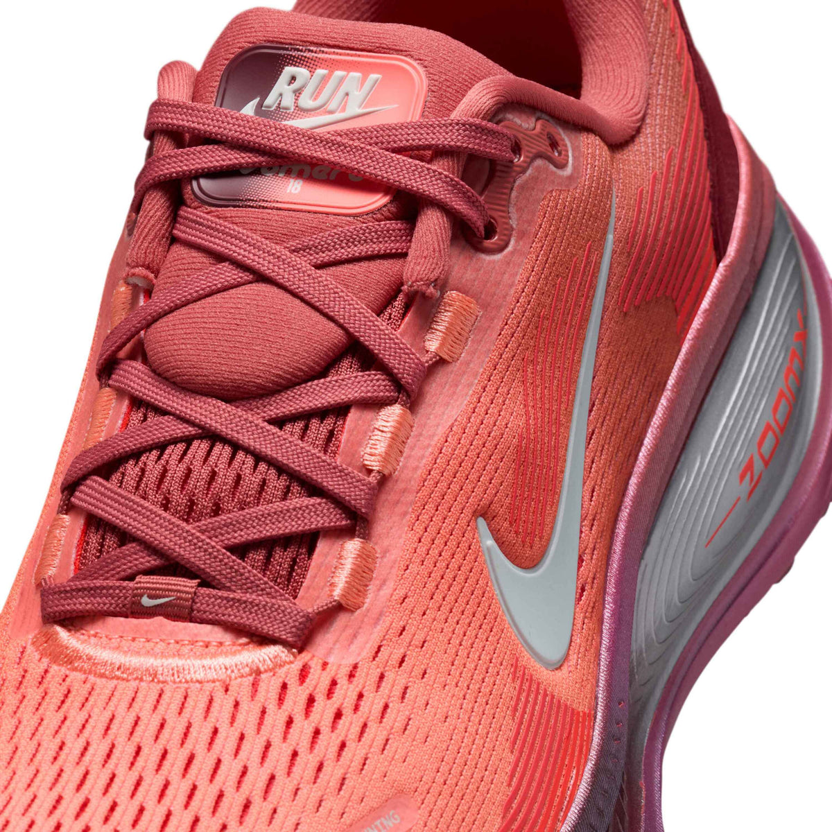 Nike Women's Road Running Shoes Vomero 18 SE