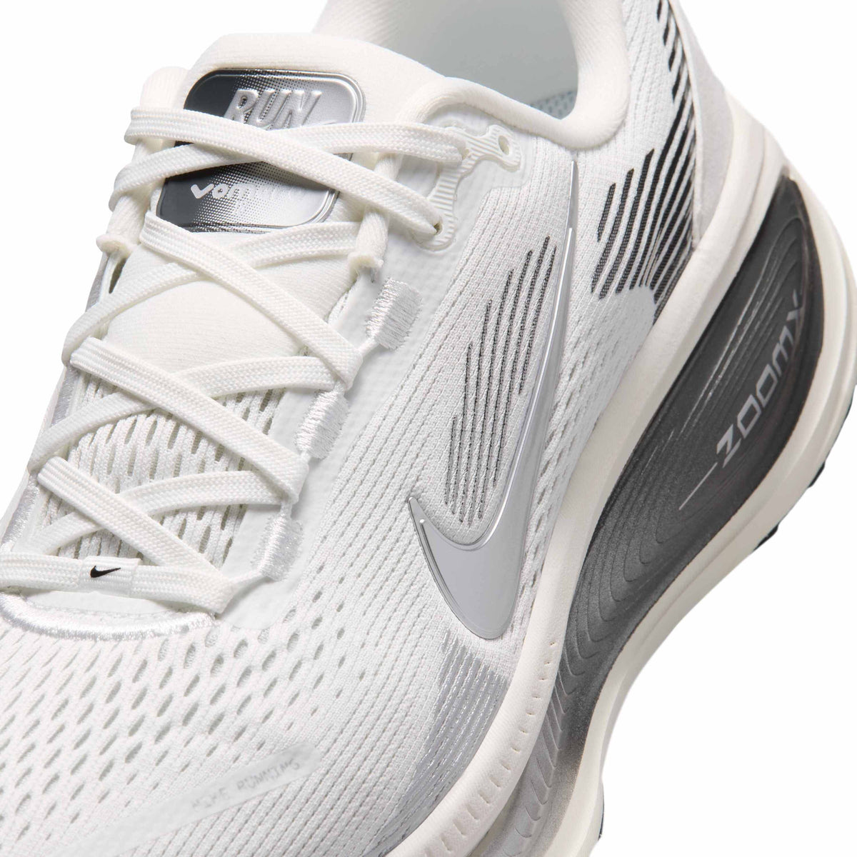 Nike Women'S Road Running Shoes Vomero 18