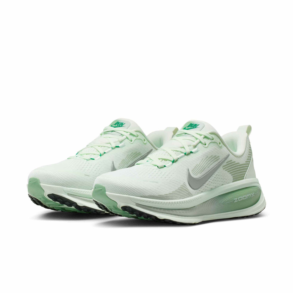 Nike Women'S Road Running Shoes Vomero 18
