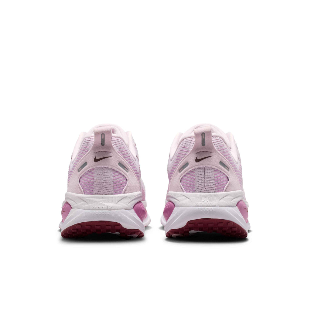 Nike Women'S Road Running Shoes Vomero 18
