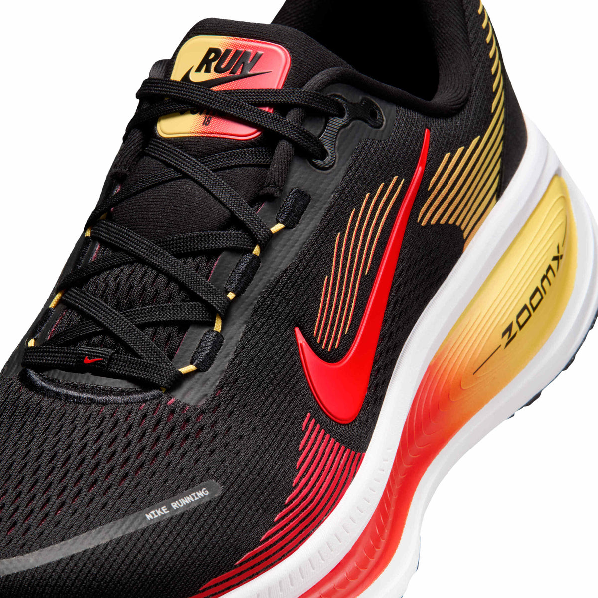 Nike Men'S Road Running Shoes Vomero 18