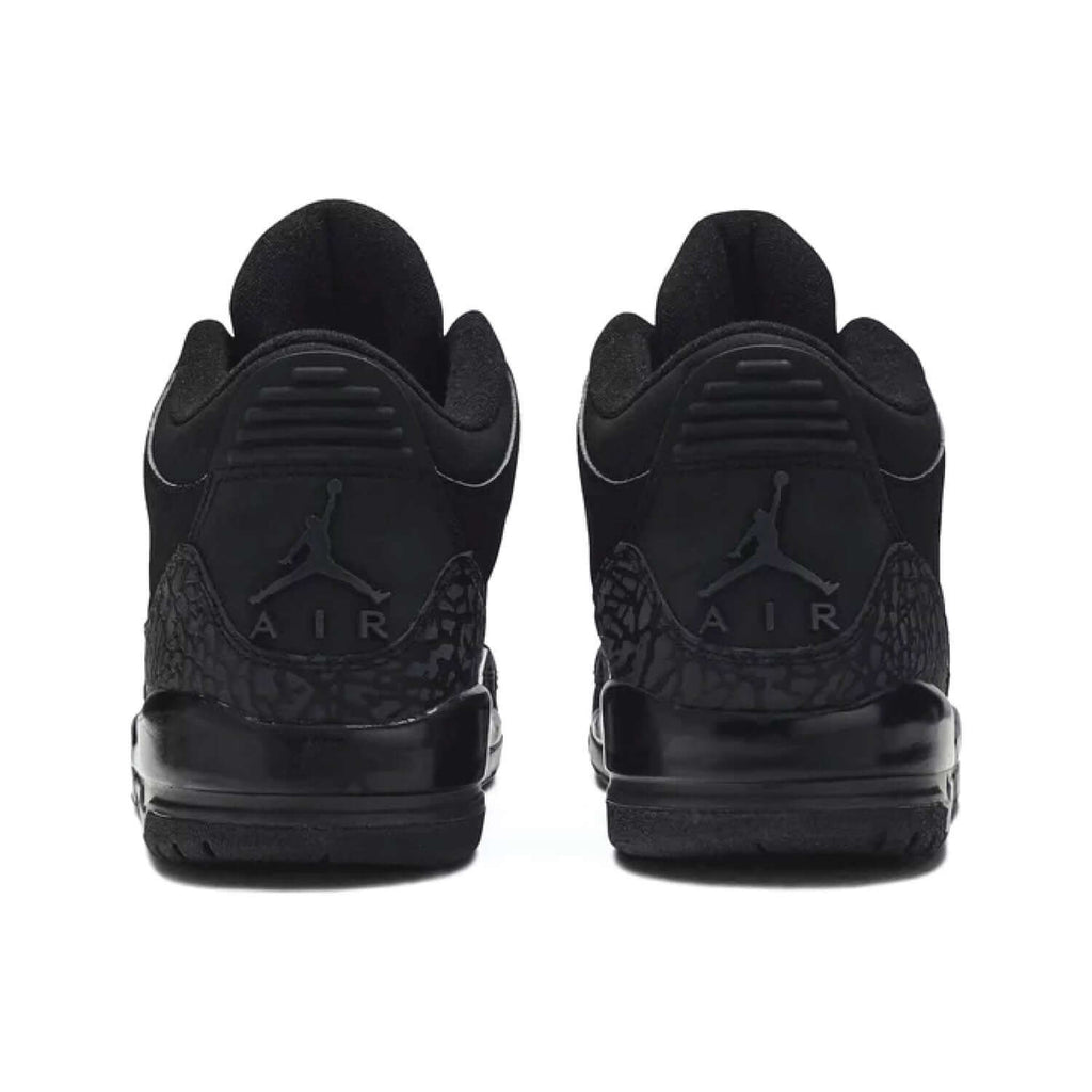 Air Jordan 3 Retro ‘Black Cat’