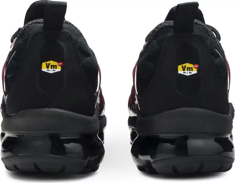 Air VaporMax Plus ‘Black Noble Red’