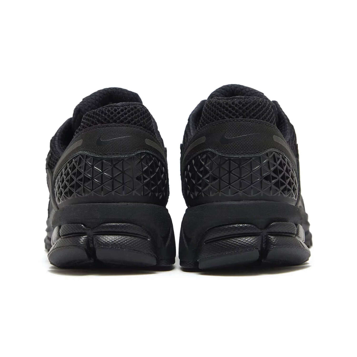 Air Zoom Vomero 5 ‘Triple Black’