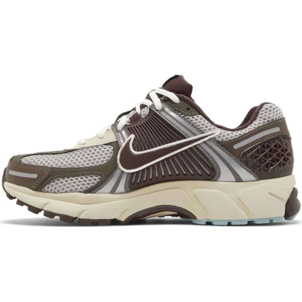 Wmns Zoom Vomero 5 ‘Earth Fossil’
