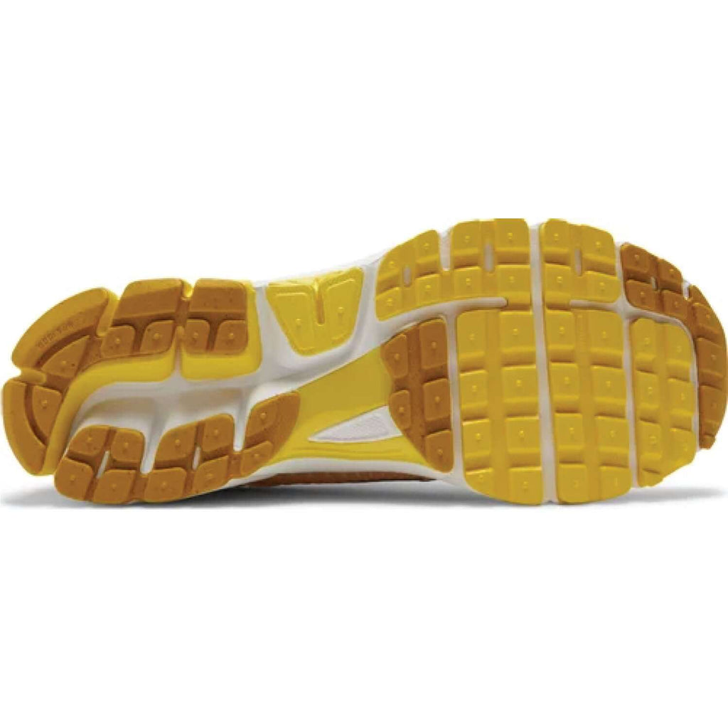 Zoom Vomero 5 ‘Yellow Ochre’