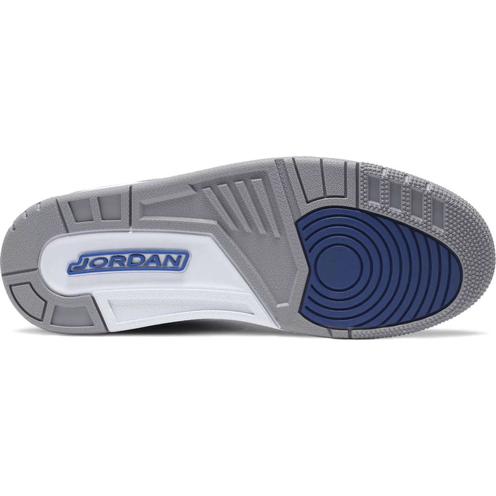 Air Jordan 3 Retro ‘Varsity Royal’